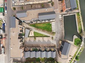 Photo 1- click for photo gallery